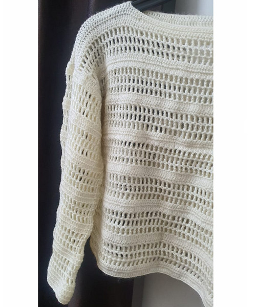 Offwhite Crochet Hand Knitted Top